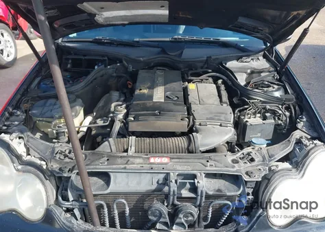 2005 Mercedes-Benz C 230 Kompressor Sport z USA, uszkodzony, nr VIN WDBRF40J25A727064